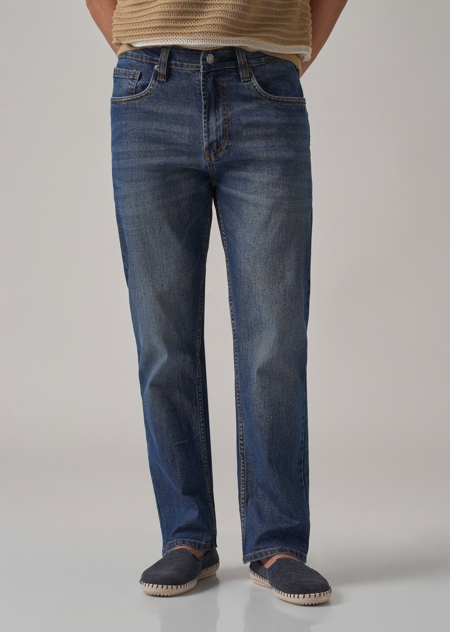 Blue Wash Relaxed Fit Jeans