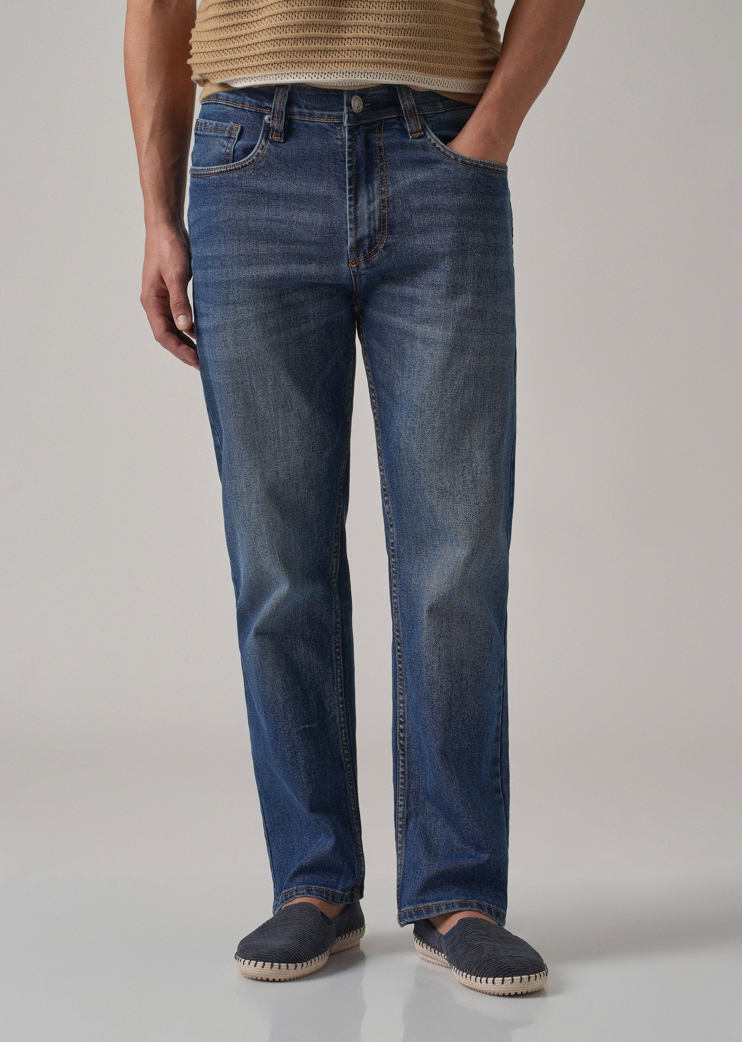 Blue Wash Relaxed Fit Jeans