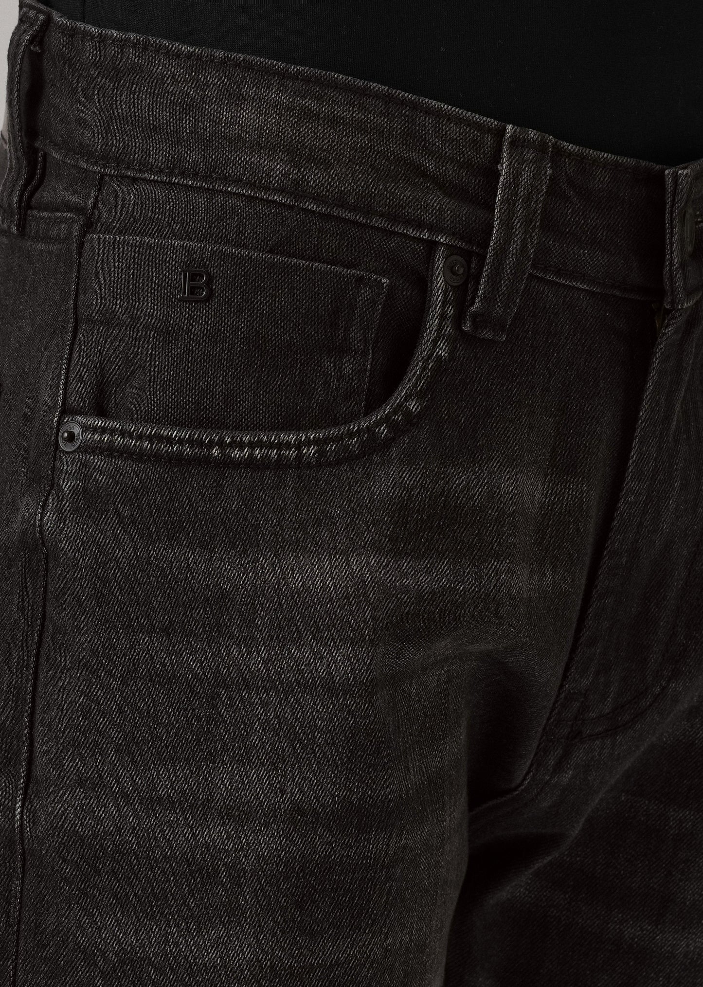 Mid Fade Black Straight Fit Jeans