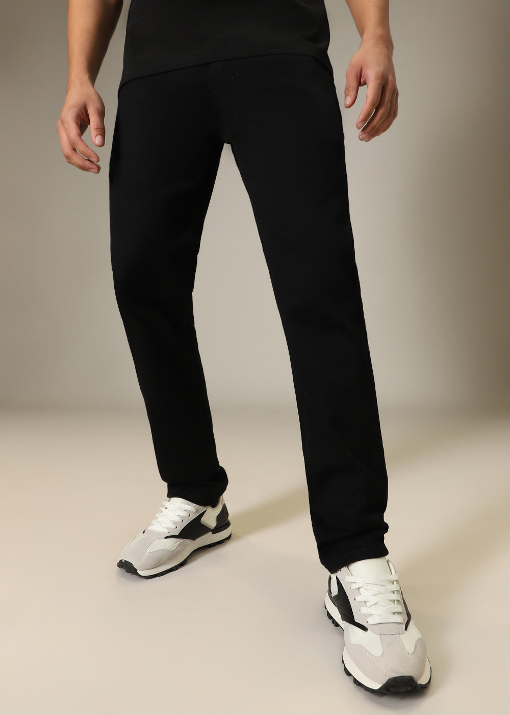 Nova Black Slim fit Jeans