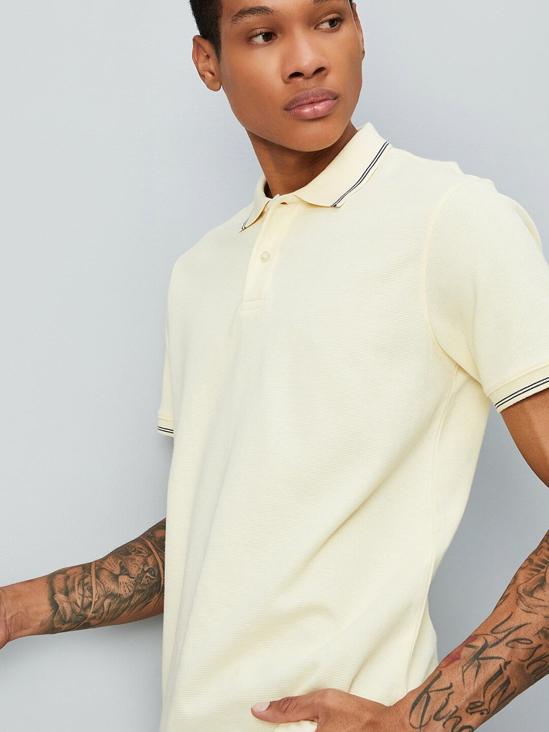 Men's Off-White Polo T-Shirt – Timeless Comfort & Style