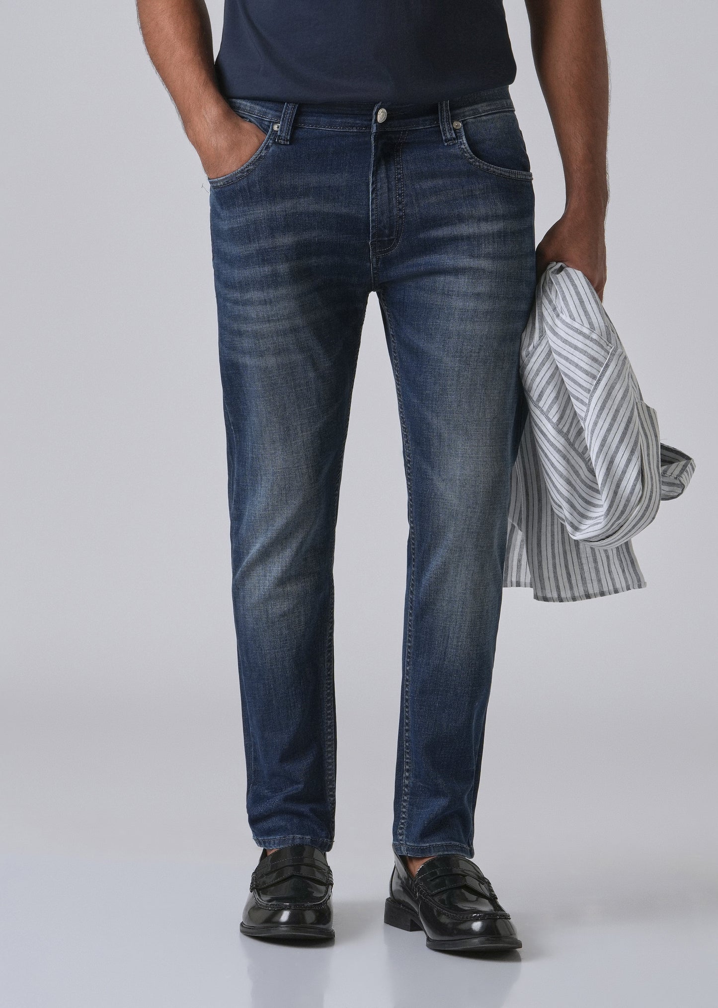Blue Low fade Slim Fit Jeans