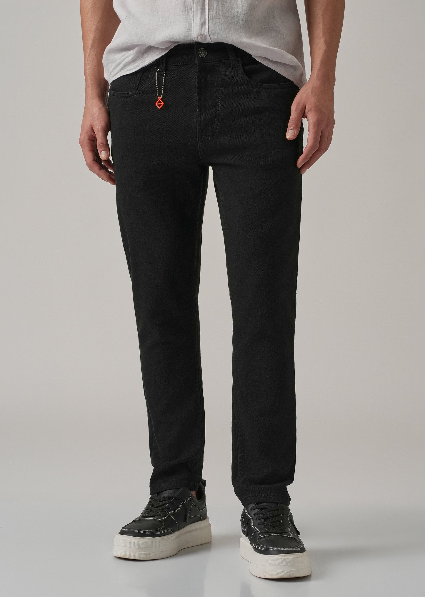 Carrot Fit Black Denim
