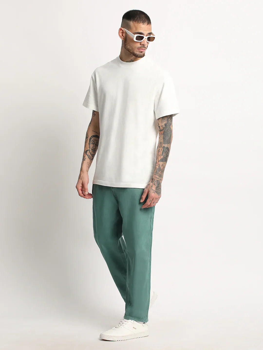 Men Teal Green Solid Mid Rise Straight Fit Jean