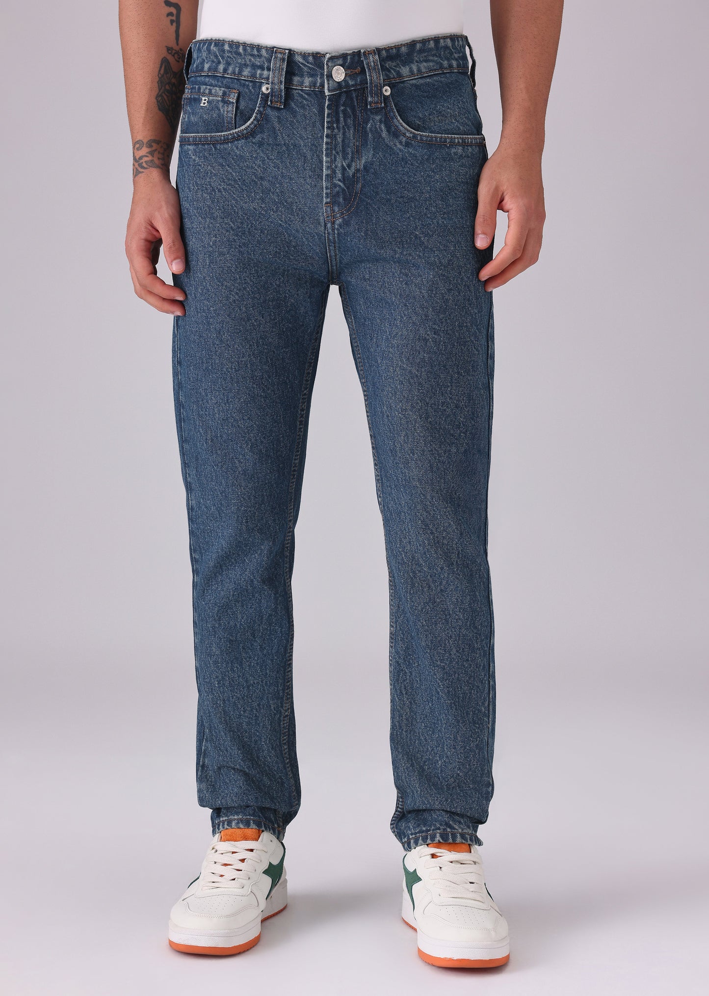 Dark Wash Carrot Fit Jeans