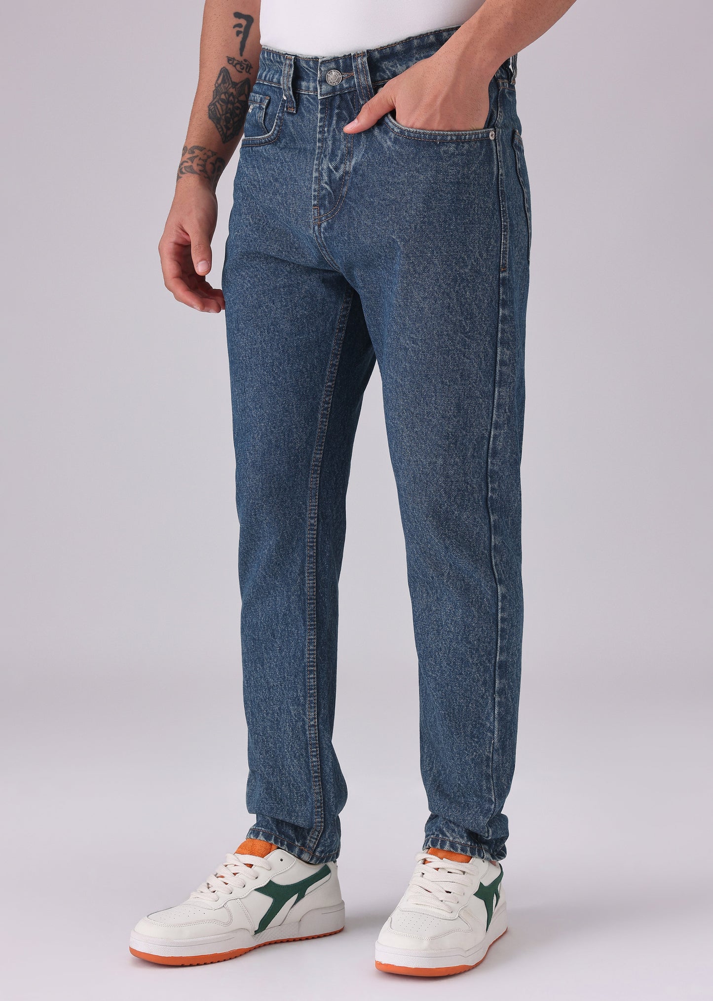 Dark Wash Carrot Fit Jeans