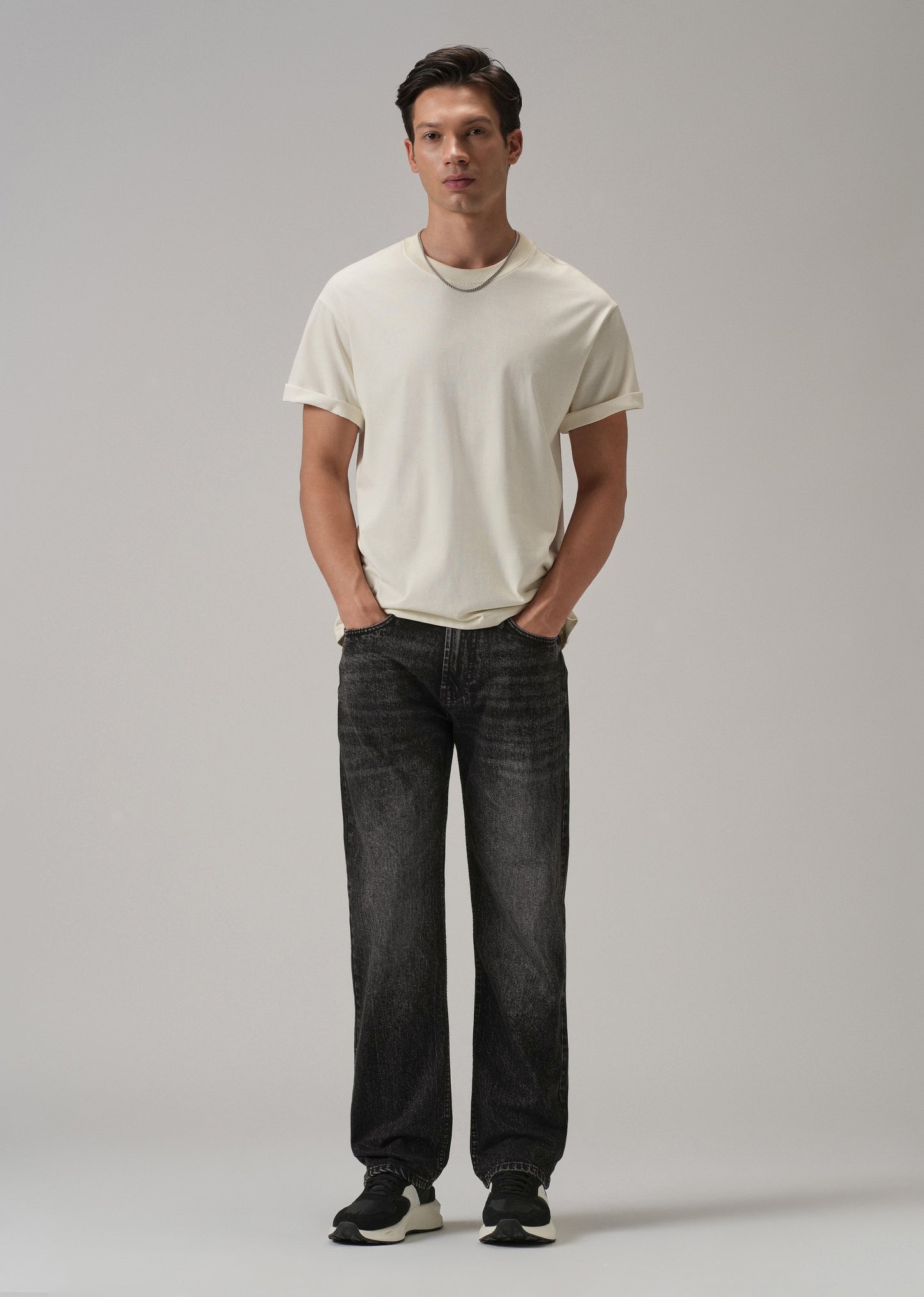 High Fade Black Straight Fit Jeans